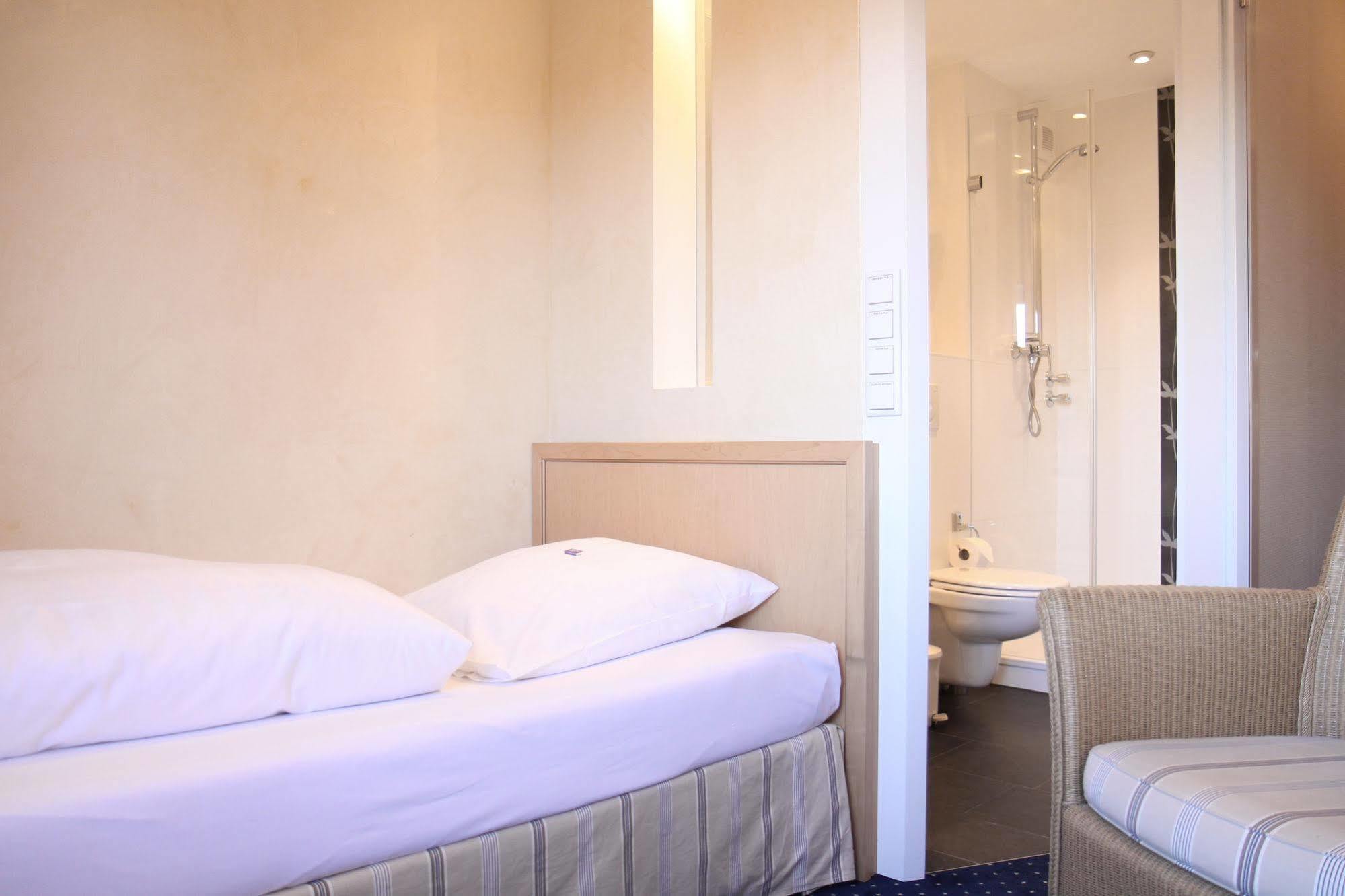 Thomas Hotel Spa & Lifestyle Husum  Exterior foto